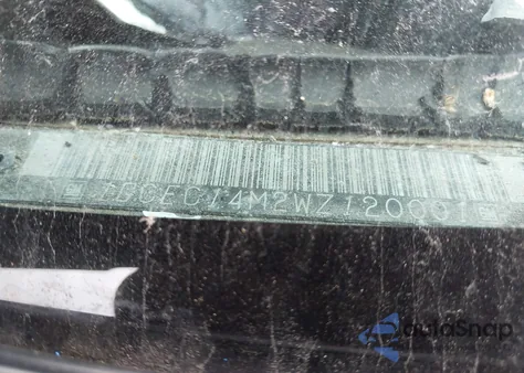 1998 Chevrolet C1500 Fleetside from USA, damaged, VIN 1GCEC14M2WZ120001